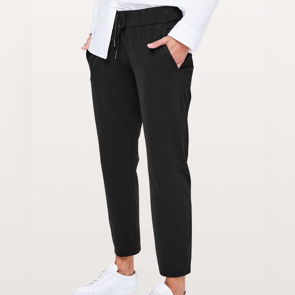Lululemon On the Fly pants